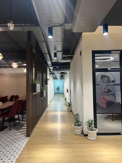 Awfis Majestic Omnia